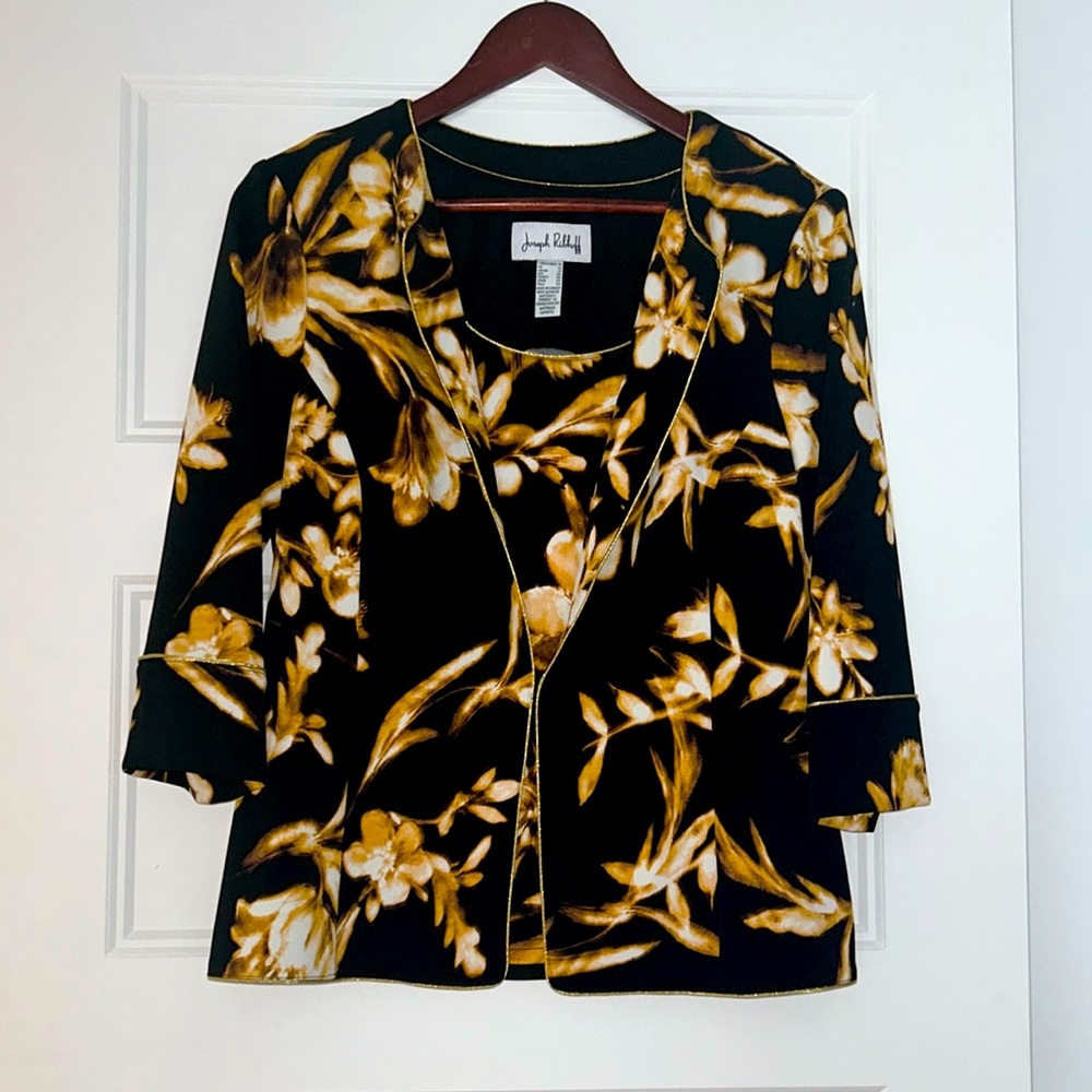 Brand new Joseph Ribkoff blazer size 10